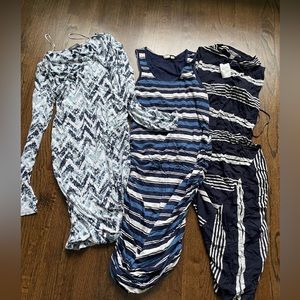 3 dress maternity dress bundle. Size s and medium